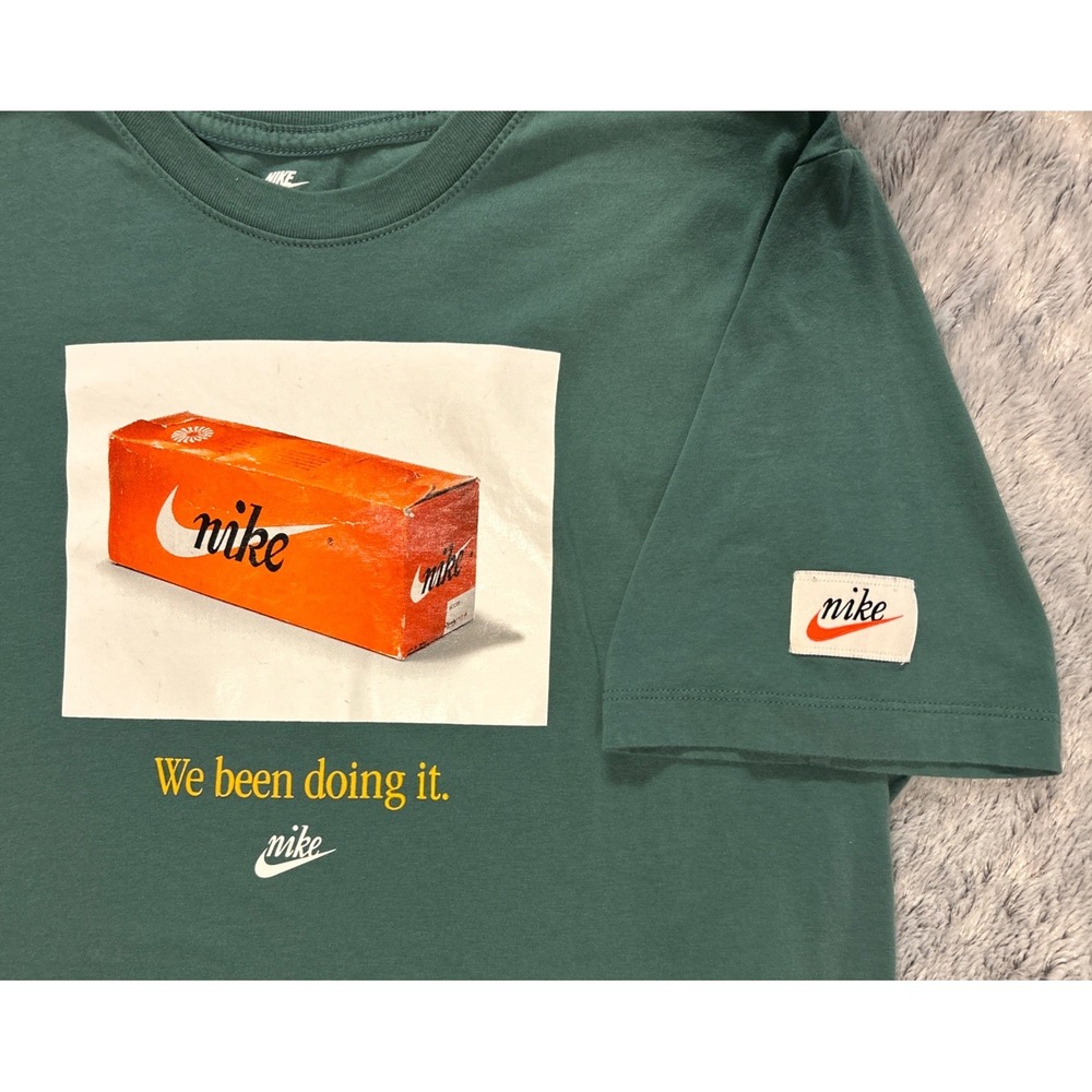 The Nike Mens T Shirt Medium Green Vintage Logo Shoe Box Cotton We Been Doing It